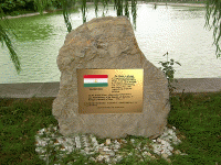 Tajikistan Ambassador's peace inscription