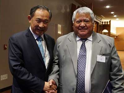 与萨摩亚总理Tuilaepa Lupesoliai阁下