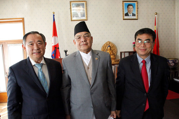 李若弘与尼泊尔副总理一行会谈