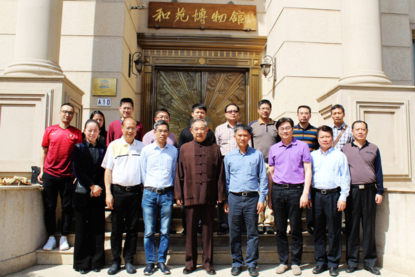 顺德人大代表团参观考察北京和苑博物馆