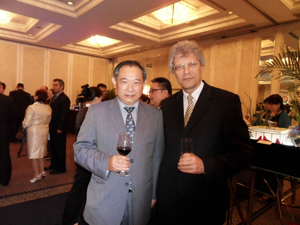 Chairman Li Ruohong had a cordial talk with Russia ambassador of China