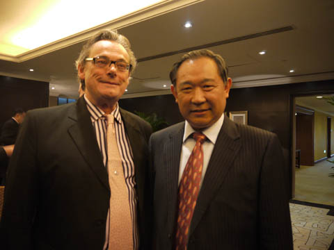 Chairman Li Ruohong talks with Australian Ambassador to China H.E. Mr. Geoffrey W. Raby