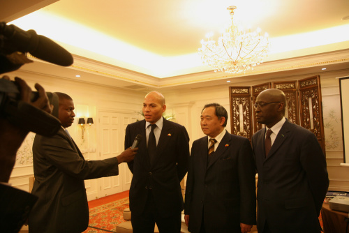 Senegal Secretary of State, Minister of International meeting President of China-Senegal Friendship Association